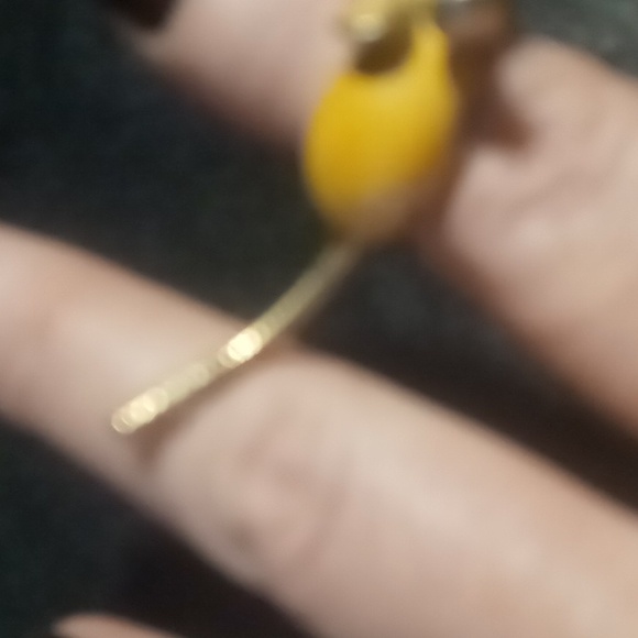 Vintage adjustable Gold and Yellow Mouse Ring with red eyes tail moves - Picture 4 of 4